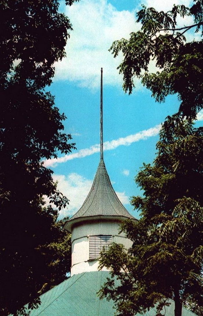 Gull Lake Ministries (Gull Lake Bible Conference) - Vintage Postcard (newer photo)
